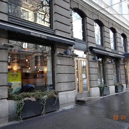 Bulevarding Helmi Apartment *
